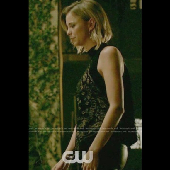 SOLD Free People Black Velvet Gold Embroidered Bandana Top Sz L - Picture 2 of 12